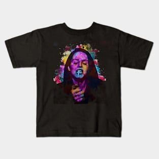 Lana Del Rey smoking Kids T-Shirt